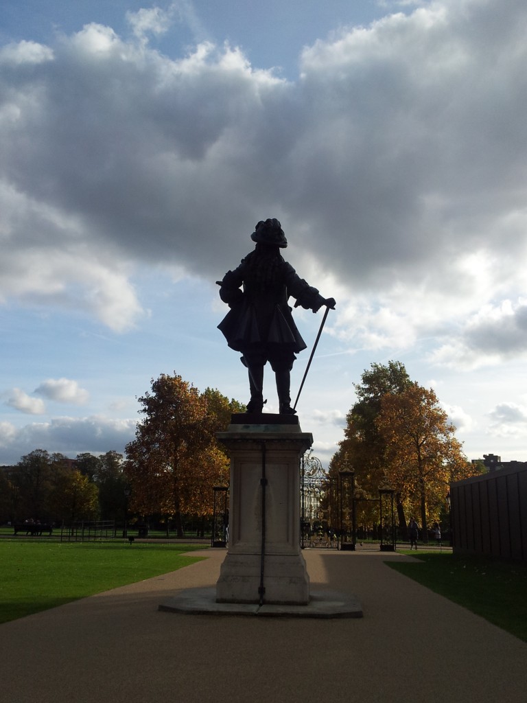 William III Statue, Kensington Palace. Photo: Andrea Zuvich