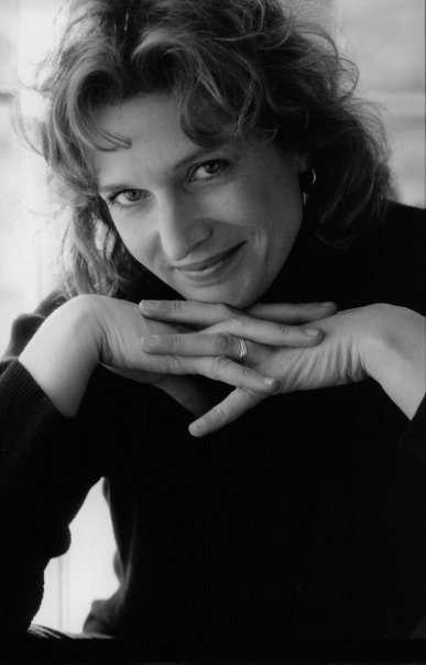 Suzanne Bona