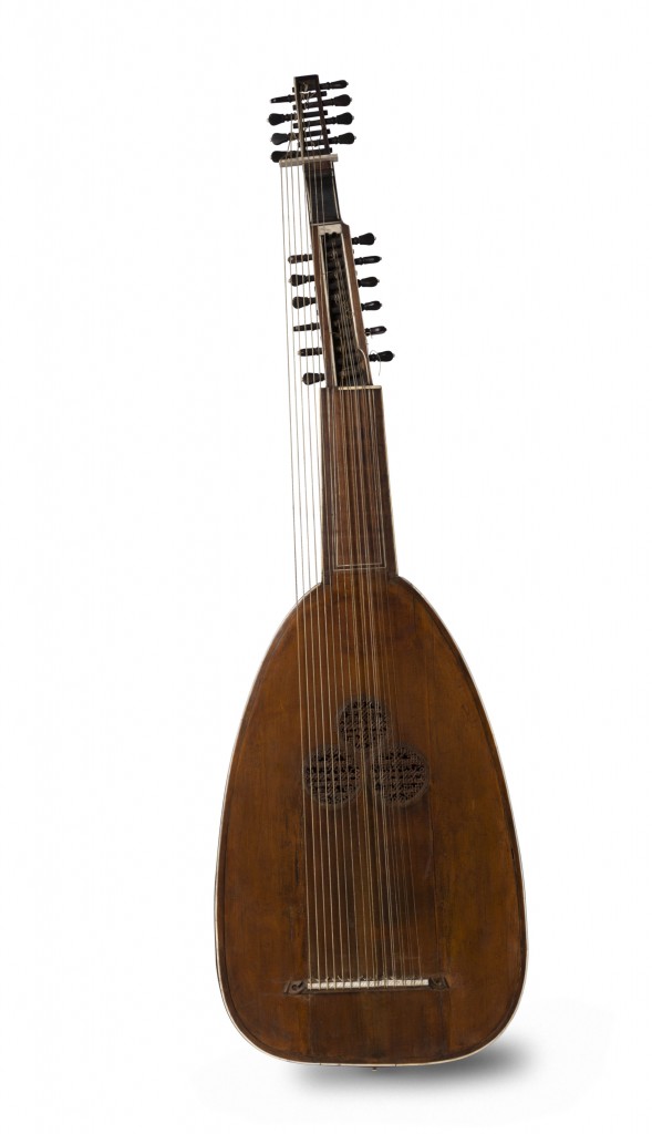 Guitar, Italian, 17 century, © Horniman Museum and Garden, Dani Tagen